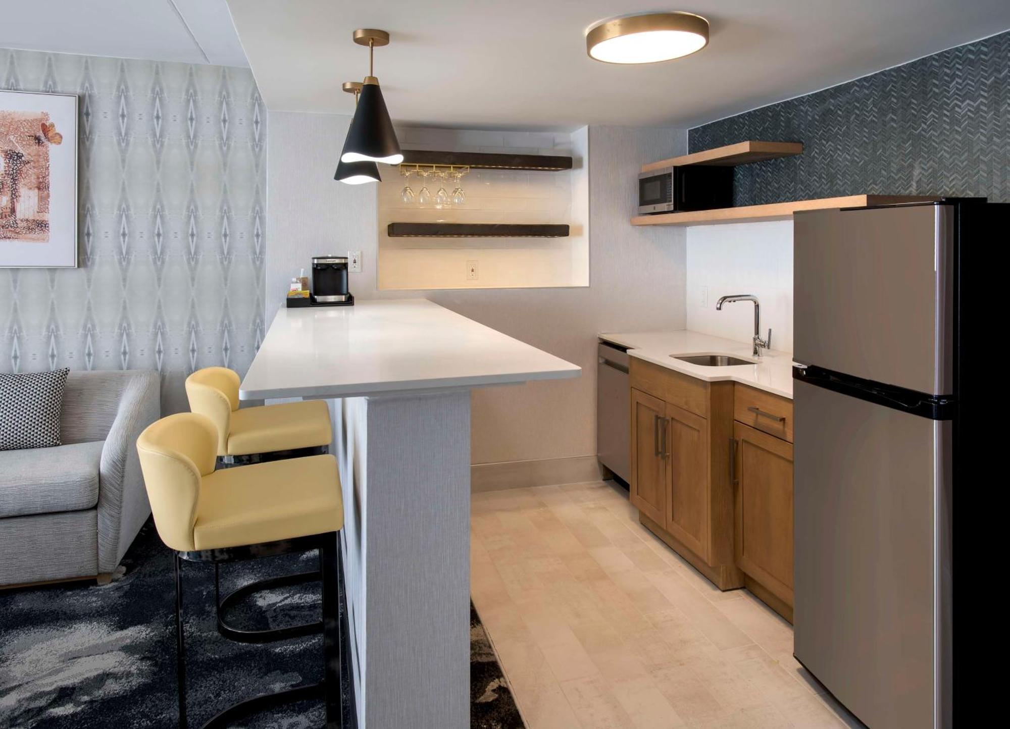 Doubletree By Hilton Poughkeepsie Hotel Ngoại thất bức ảnh